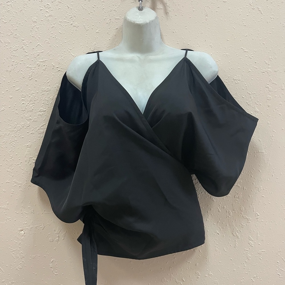Helmut Lang Cold-Shoulder Viscose Wrap Top